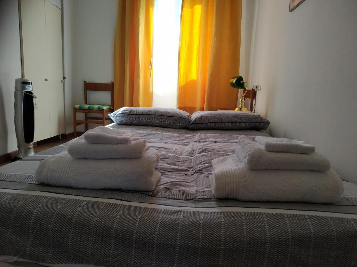 Appartamento Monte Grappa - Rho Fiera Bareggio ภายนอก รูปภาพ