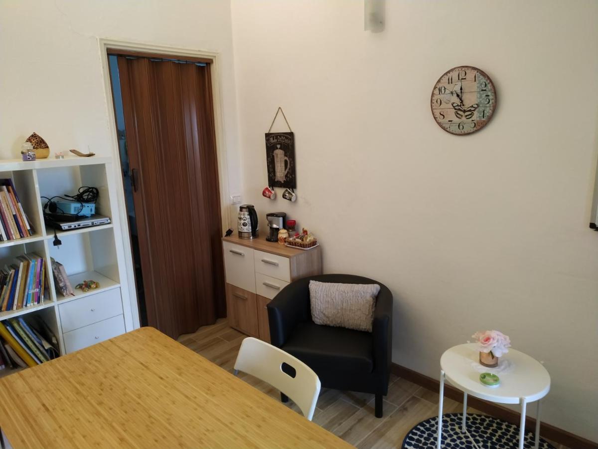 Appartamento Monte Grappa - Rho Fiera Bareggio ภายนอก รูปภาพ